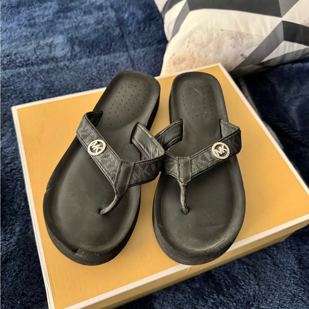 Michael Kors Black Slide Sandals with Logo (used)